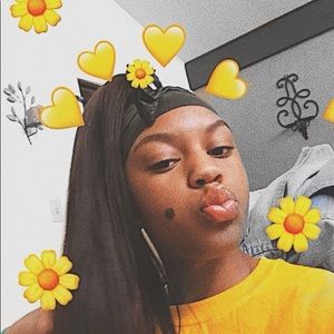 Meet your Posher, Tayah